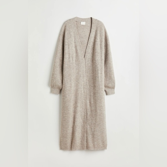 Cozy Ribbed Knit Cardigan H&M - Picture 1 of 6